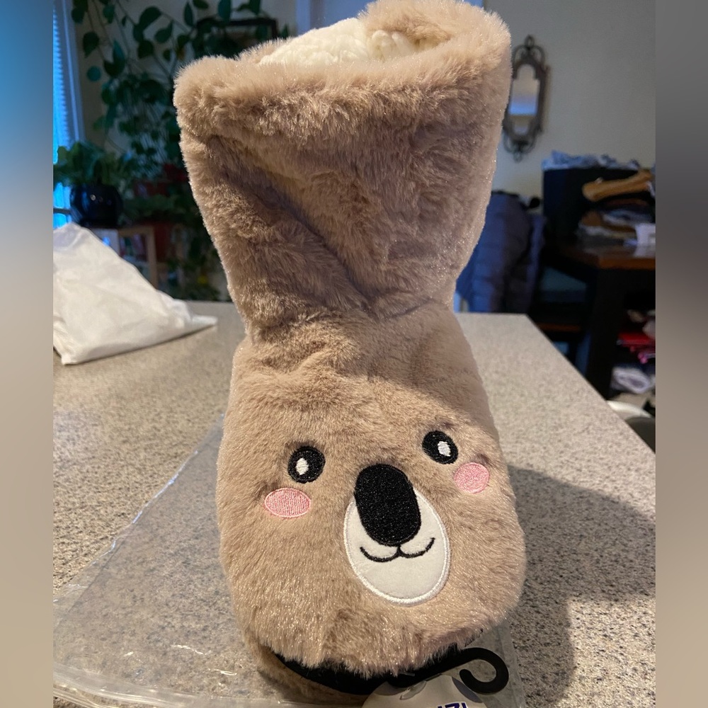 Indoor slipper booties in size 39-41